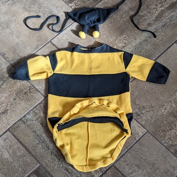 Bumble Bee Halloween Costume Size 3-18 Months Yellow and Black - Picture 6 of 9